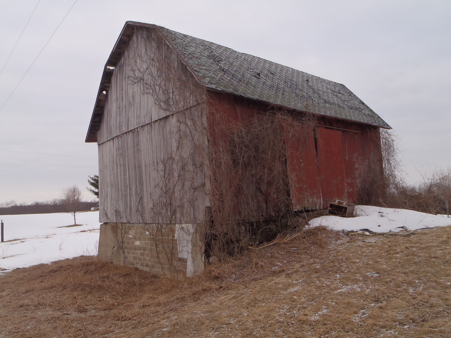 A bank barn that once stood in Battle Creek, Michigan